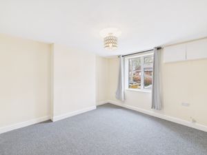 Living Room- click for photo gallery